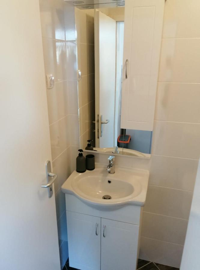 Apartmani Skalinada مارينا المظهر الخارجي الصورة
