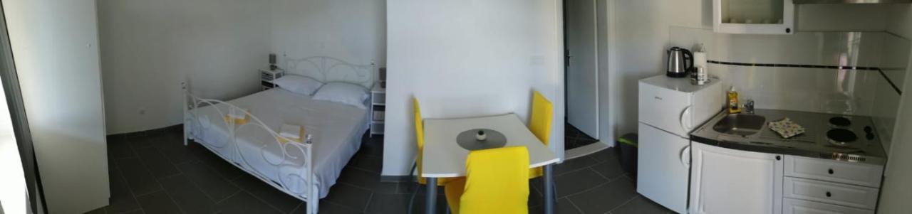 Apartmani Skalinada مارينا المظهر الخارجي الصورة